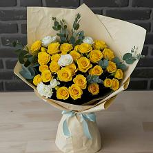 Букет цветов из:  Розы в Первомайском Удмуртская республика