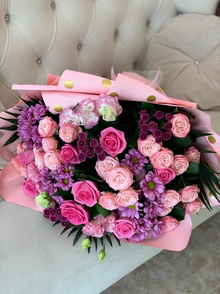 Букет цветов из: Хризантемы, Розы и Лизиантусы в Первомайском Удмуртская республика