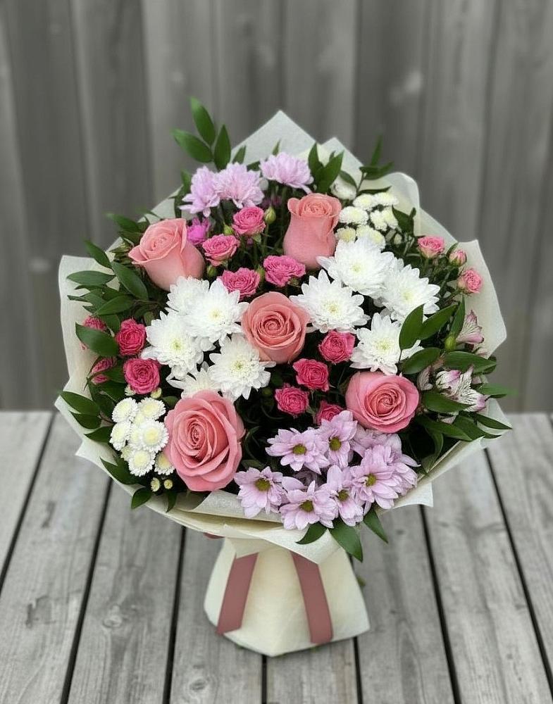 Букет цветов из: Альстромерии, Гвоздики, Розы и Хризантемы в Первомайском Удмуртская республика
