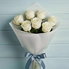 Букет 7 Белых роз Эдлесс Лав в Первомайском Удмуртская республика