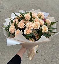 Букет Кремовые розы Латте в Первомайском Удмуртская республика