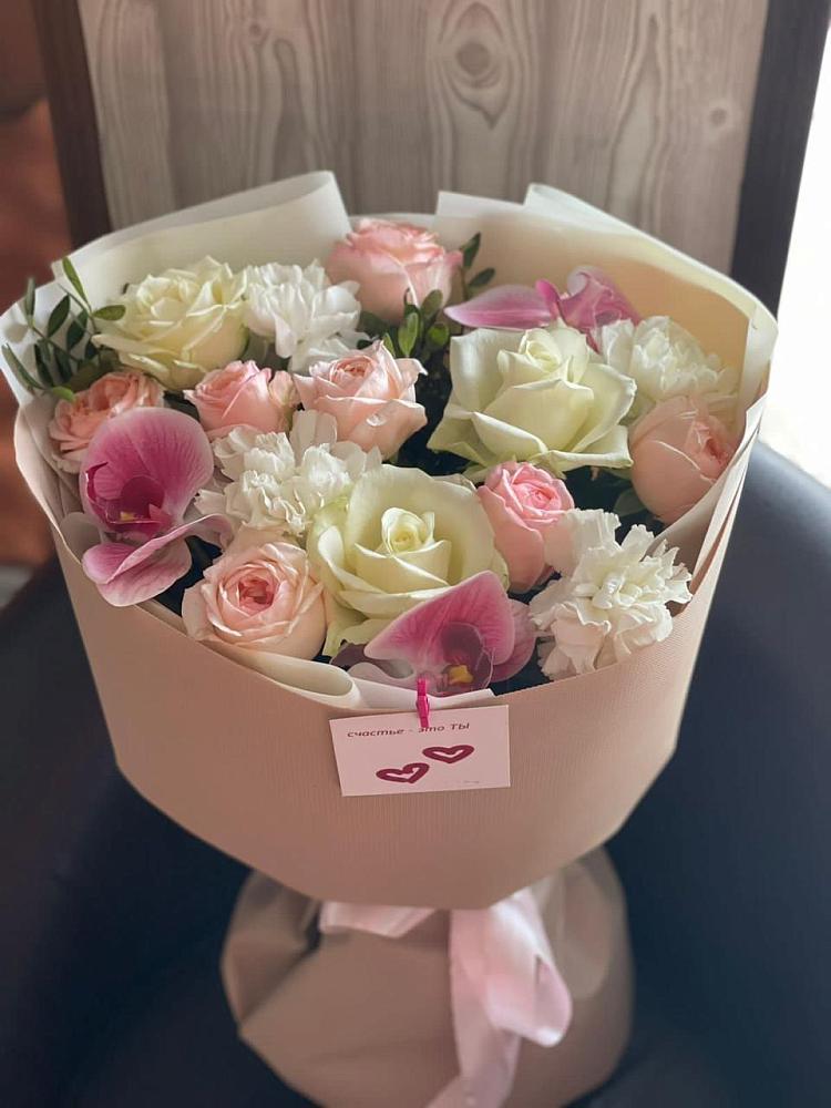 Букет цветов из: Орхидеи, Розы и Гвоздики в Первомайском Удмуртская республика