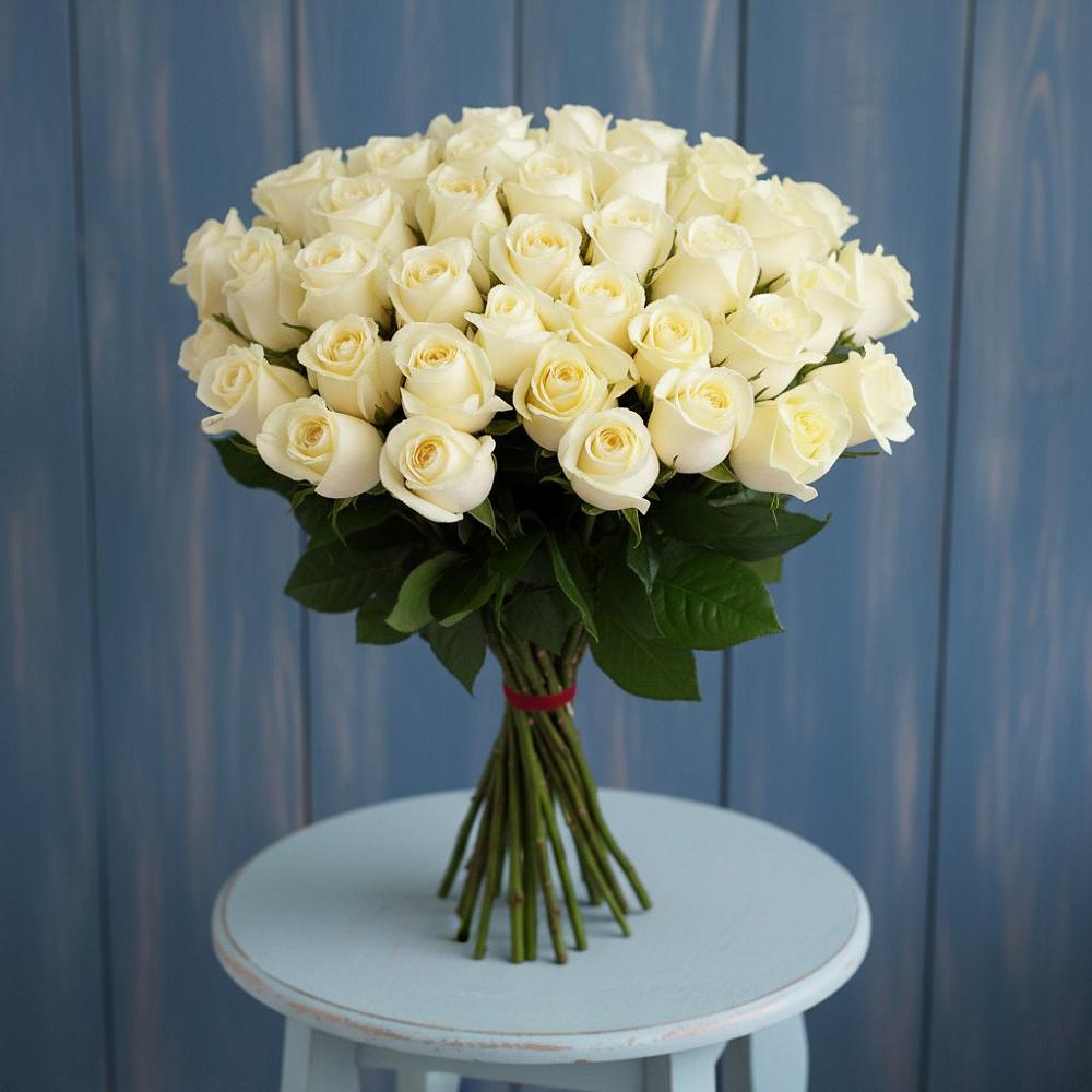Букет 51 Белая роза Эдлесс Лав в Первомайском Удмуртская республика