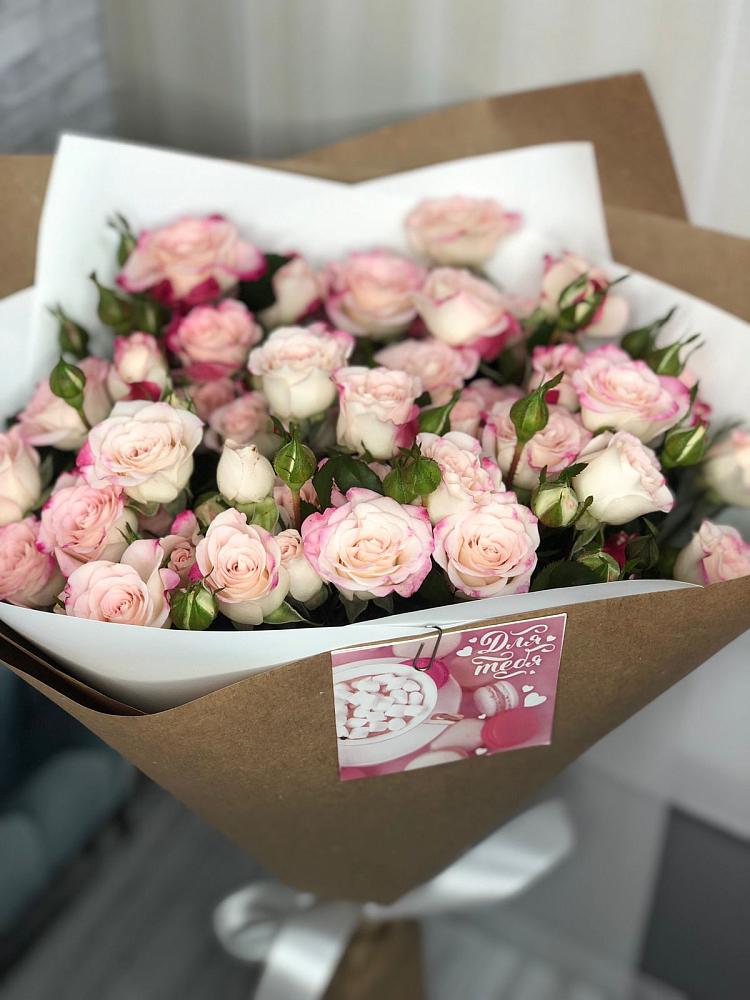 Букет цветов из: Розы в Первомайском Удмуртская республика