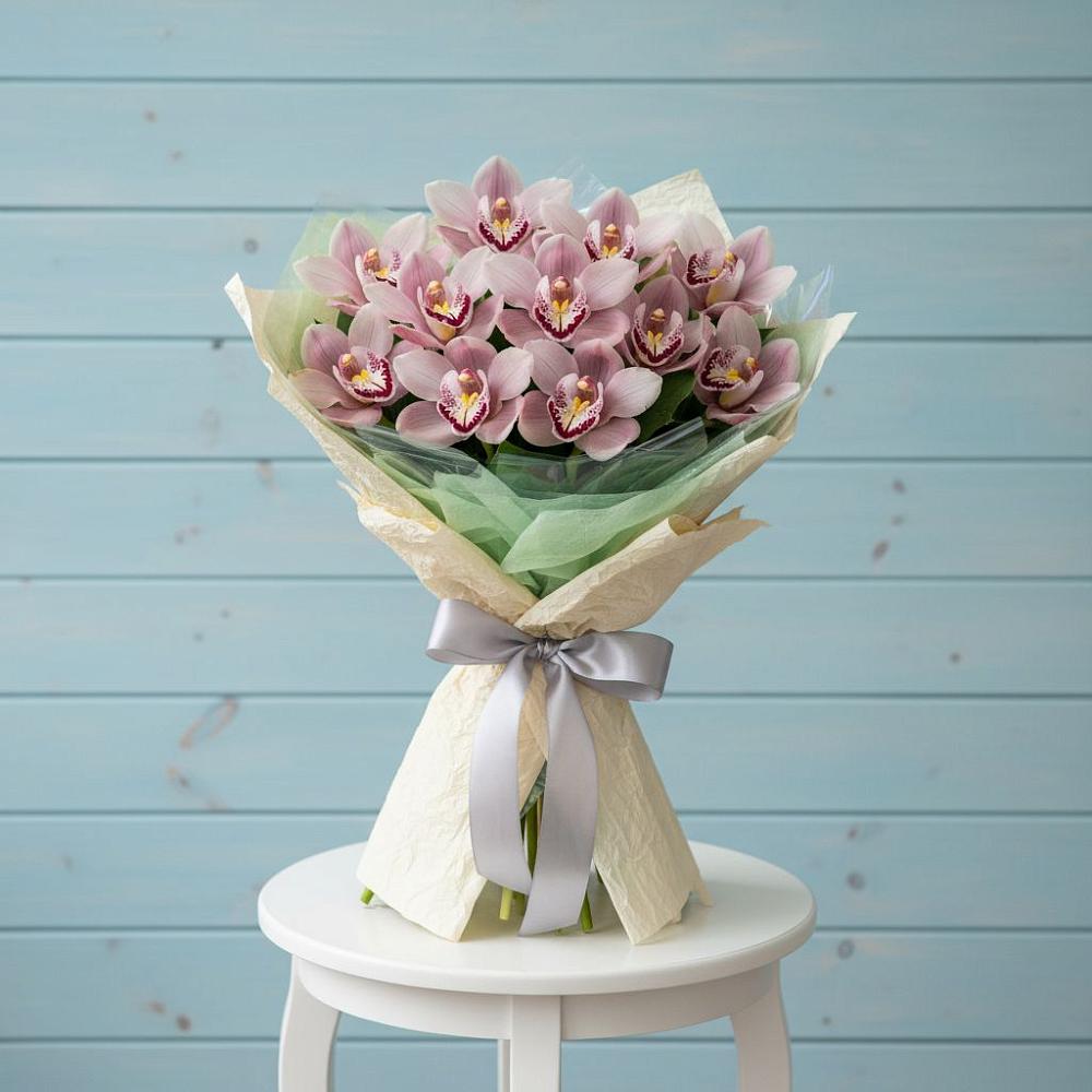 Букет цветов из: Орхидеи и Розы в Первомайском Удмуртская республика