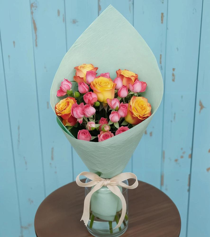 Букет цветов из: Розы в Первомайском Удмуртская республика