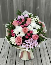 Букет цветов из:  Альстромерии, Гвоздики, Розы и Хризантемы #REPLACE_PRED# Первомайском Удмуртская республика