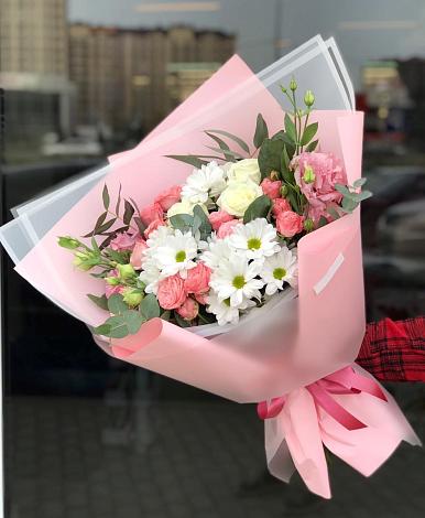 Букет цветов из: Розы, Лизиантусы и Хризантемы в Первомайском Удмуртская республика